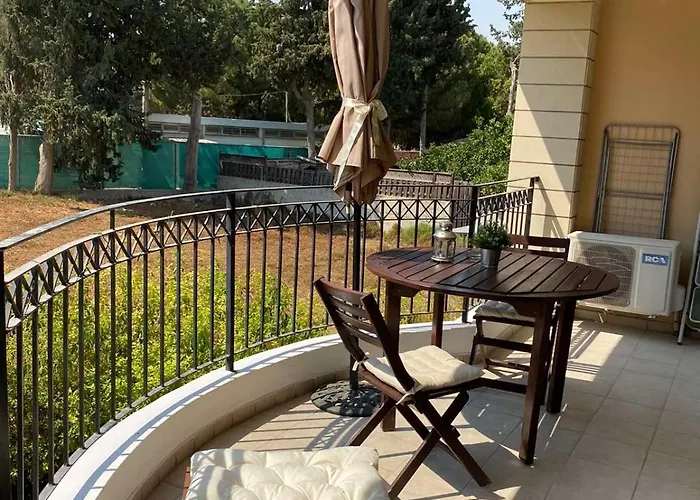 Village E108 Apartmán Pyla