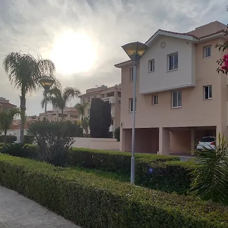 Apartment Village E108